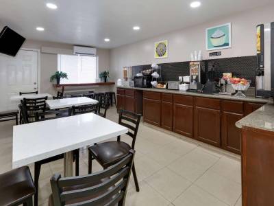 The Inn Downtown/Museum Reach 