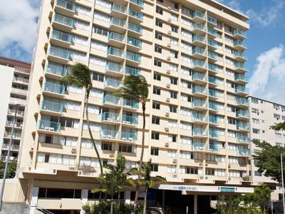 Aqua Aloha Surf & Spa